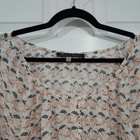 Rose & Olive White, Pink, Gray and Black Print 3/4 Sleeve Blouse in Size 2X - Picture 3 of 12